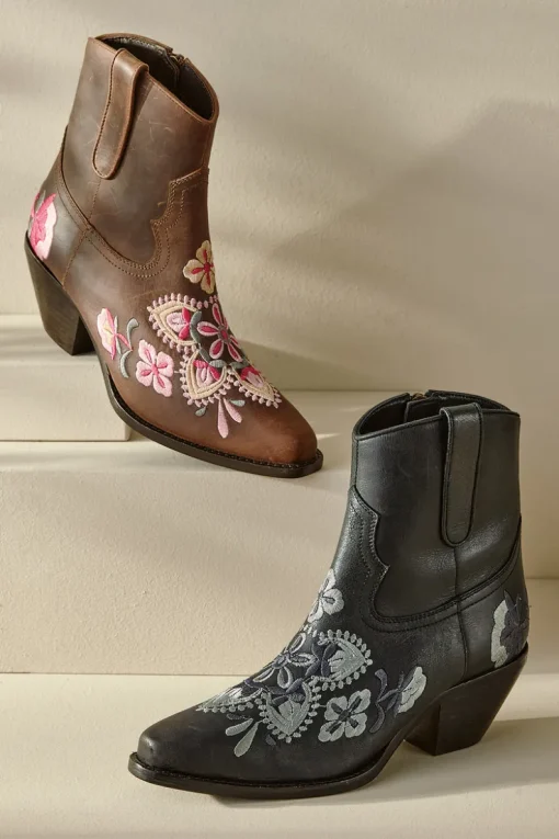 Fashion Soft Surroundings Diba True Cainsville Embroidered Bootie