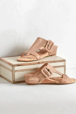 Fashion Soft Surroundings Donald Pliner Ofelia Wedge Slide PaleGold