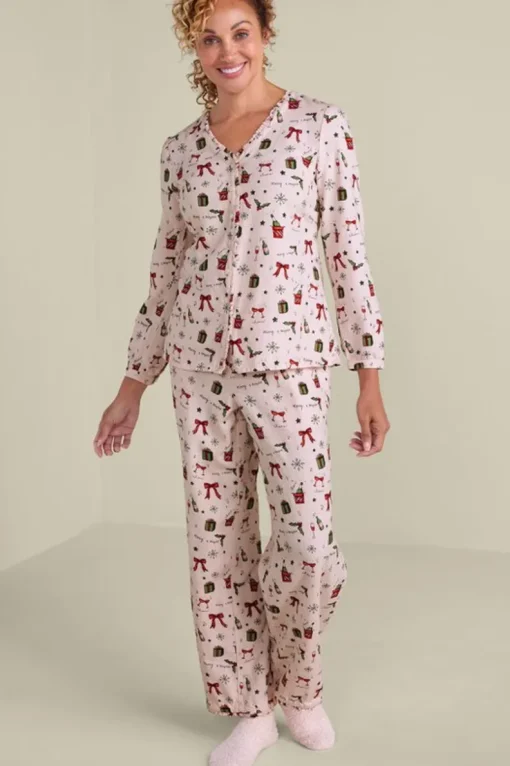 Hot Soft Surroundings Festive Finley Sleep Set