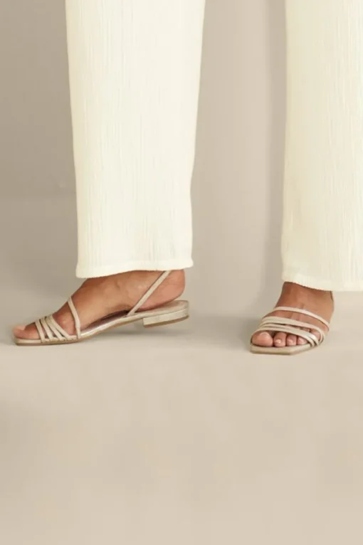 Discount Soft Surroundings Pelle Moda Haize Strappy Sandal