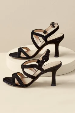 Best Soft Surroundings Pelle Moda Wayve Strappy Sandal