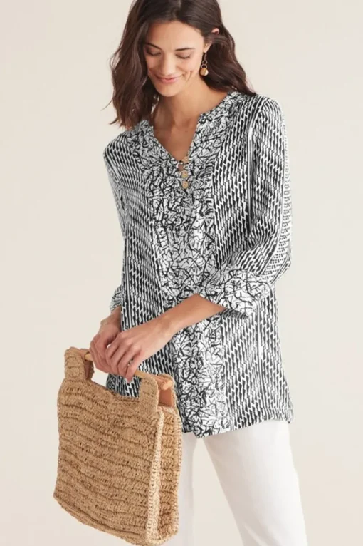 Online Soft Surroundings Ravello Top Black/WhiteAbstract