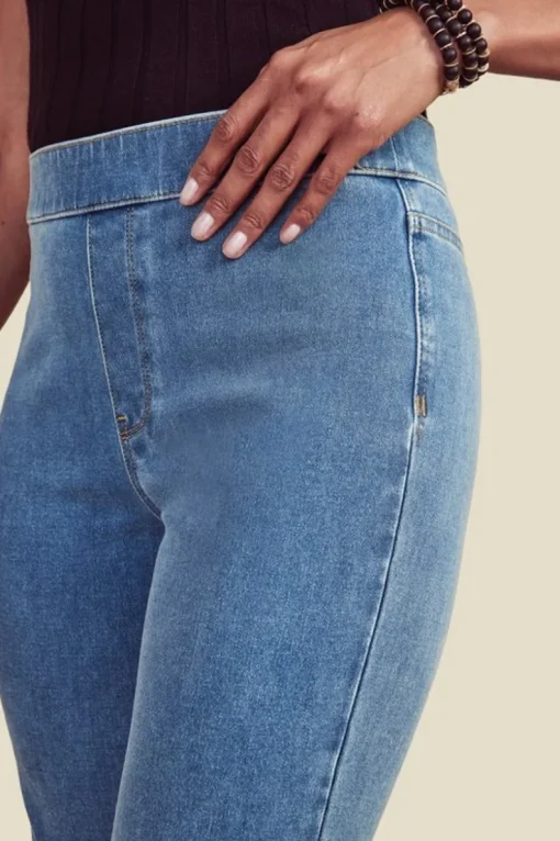 Discount Soft Surroundings Ultimate Denim Pull-On Slim Leg Jeans